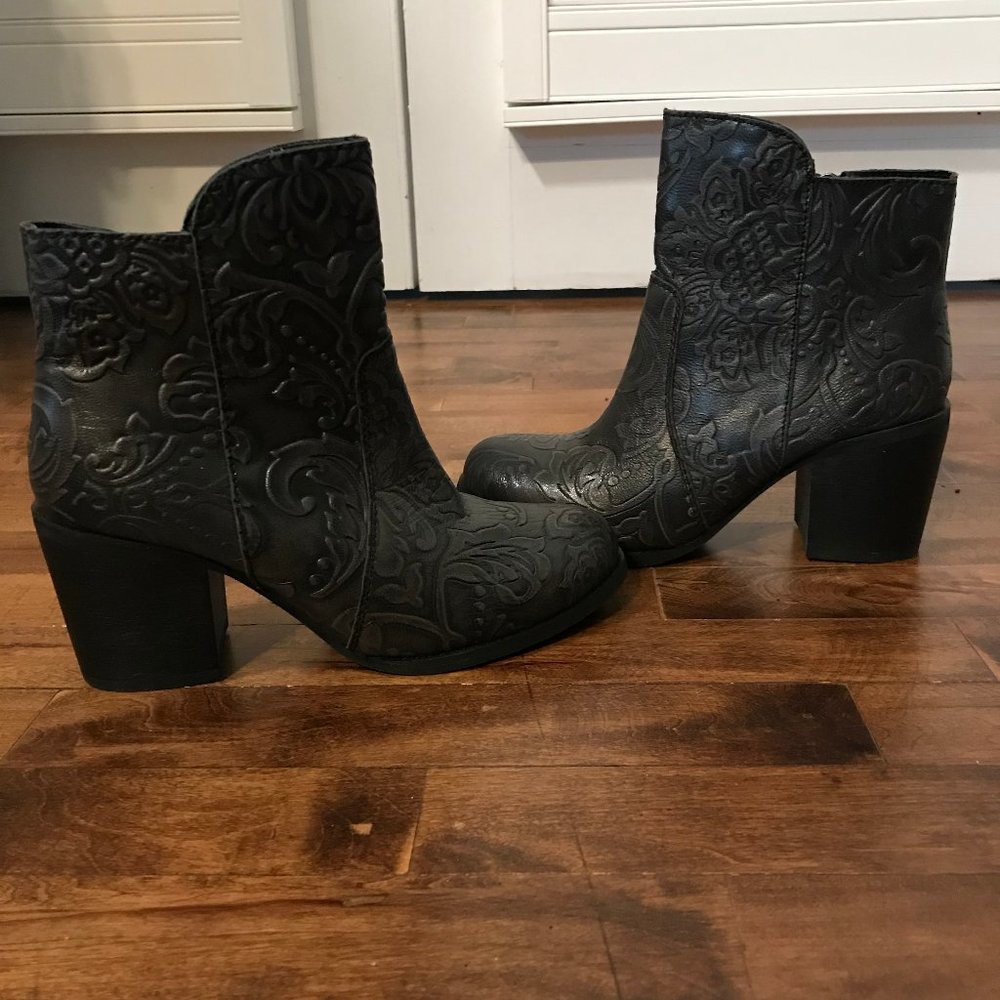 Sterling River Black/Grey Ankle Boots for Women - Picture 4 of 8